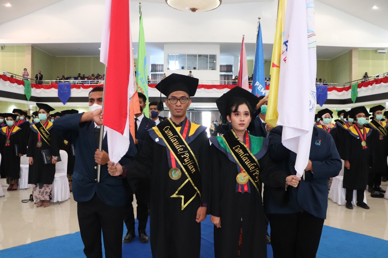 Mahasiswa Program Gerilya Jadi Lulusan Terbaik Prodi Logistik Migas PEM Akamigas