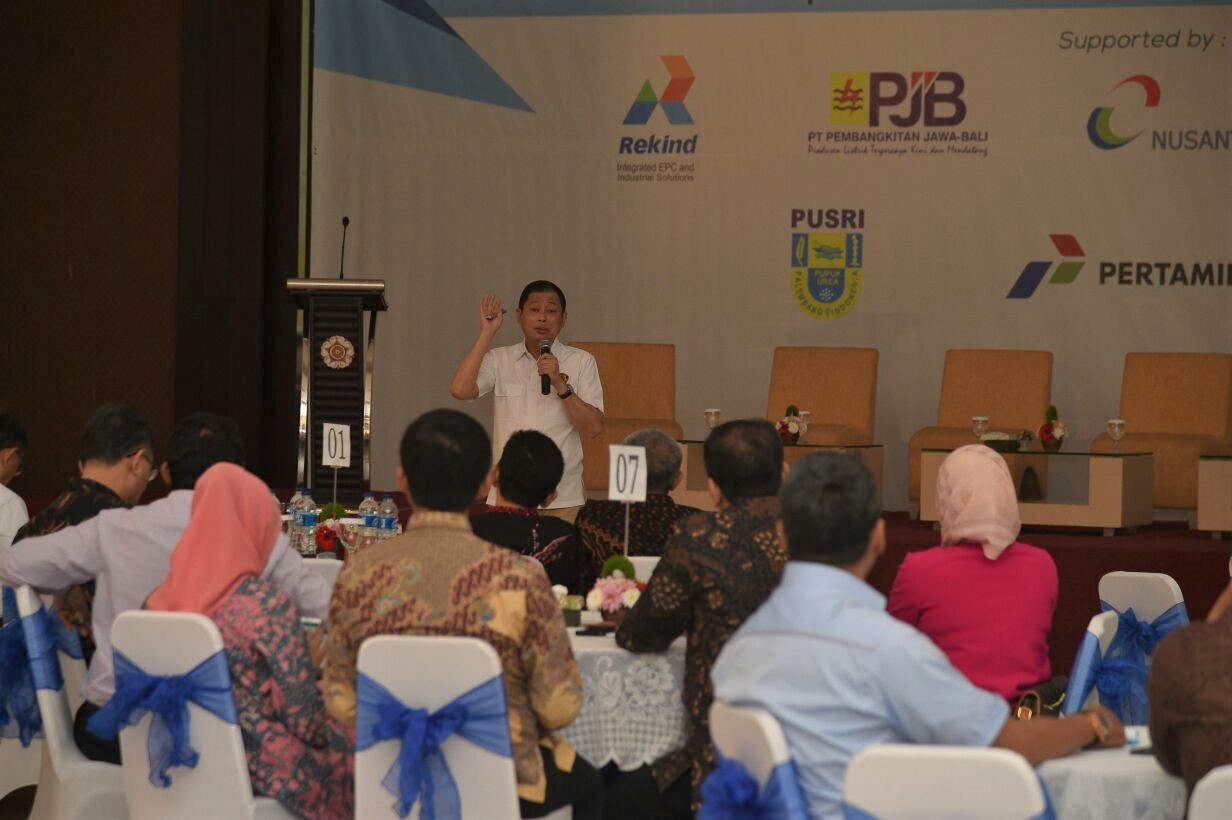 Melistriki Itu Harus Merata, Menyeluruh dan Terjangkau Harganya