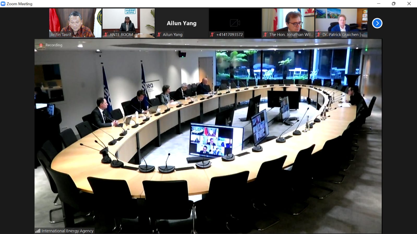 Sambut Forum Energi G20, Menteri Arifin Dukung Global Tekan Emisi Karbon di Subsektor Minerba