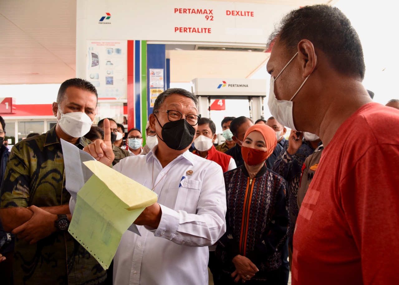 Menteri ESDM Inspeksi ke 4 SPBU Medan, Pastikan Tak ada Kelangkaan dan Temukan Berbagai Kejadian