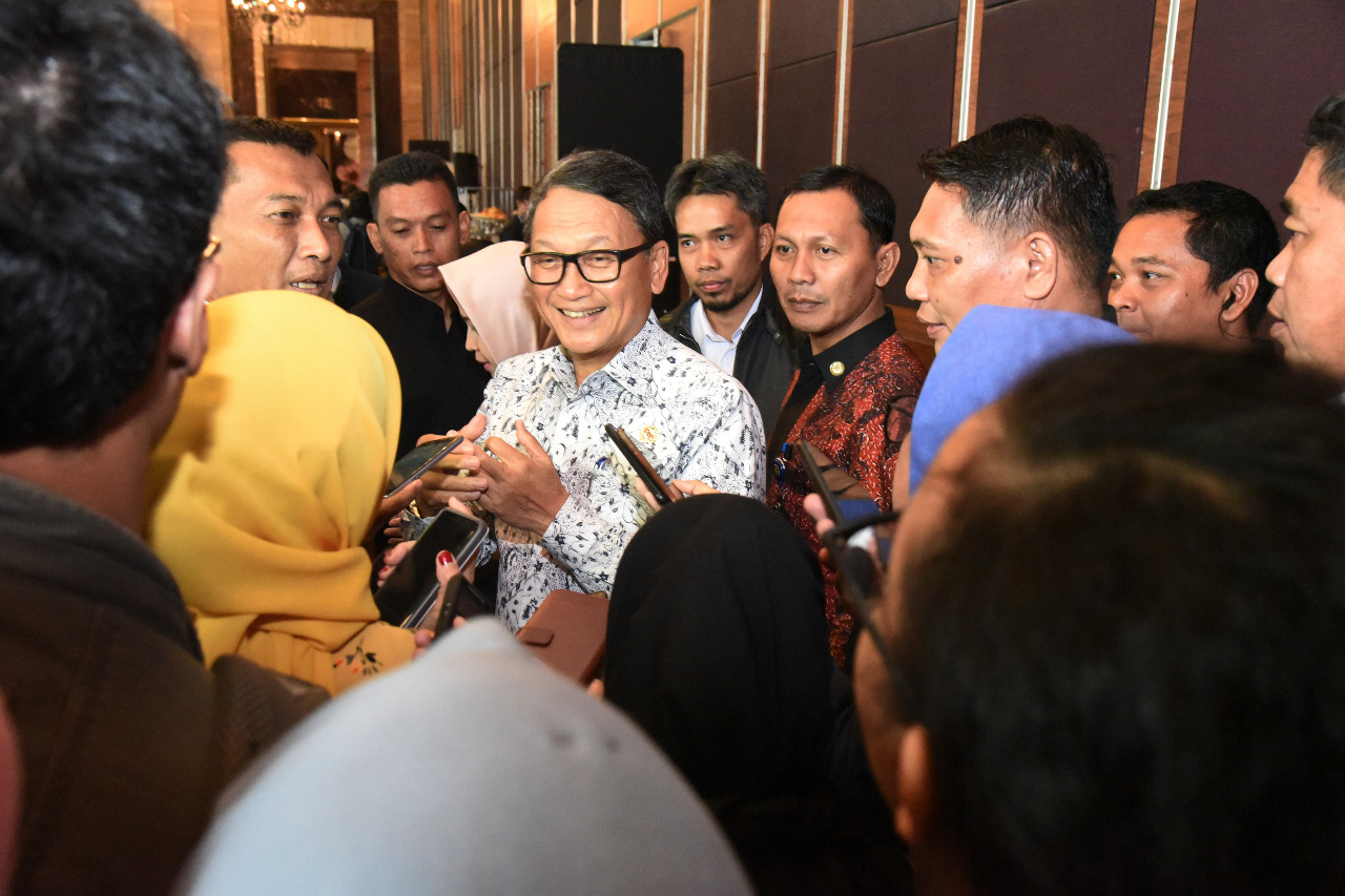 Menteri ESDM Pastikan Penurunan Harga Gas Tidak Mengurangi Porsi Kontraktor