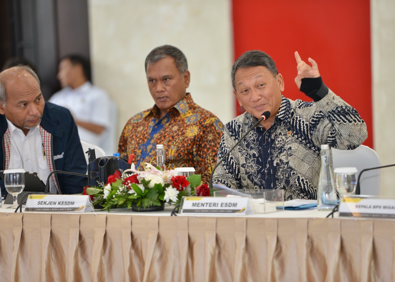 Menteri ESDM Sampaikan Capaian Kerja 2019 dan Rencana Program 2020