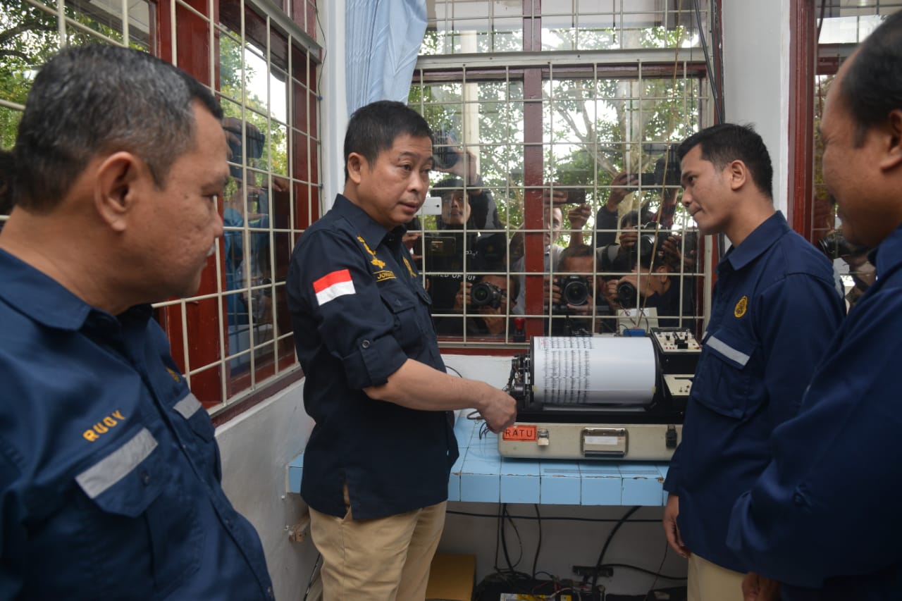 Menteri Jonan: Status Gunung Tangkuban Parahu Masih Tetap Level II (Waspada)