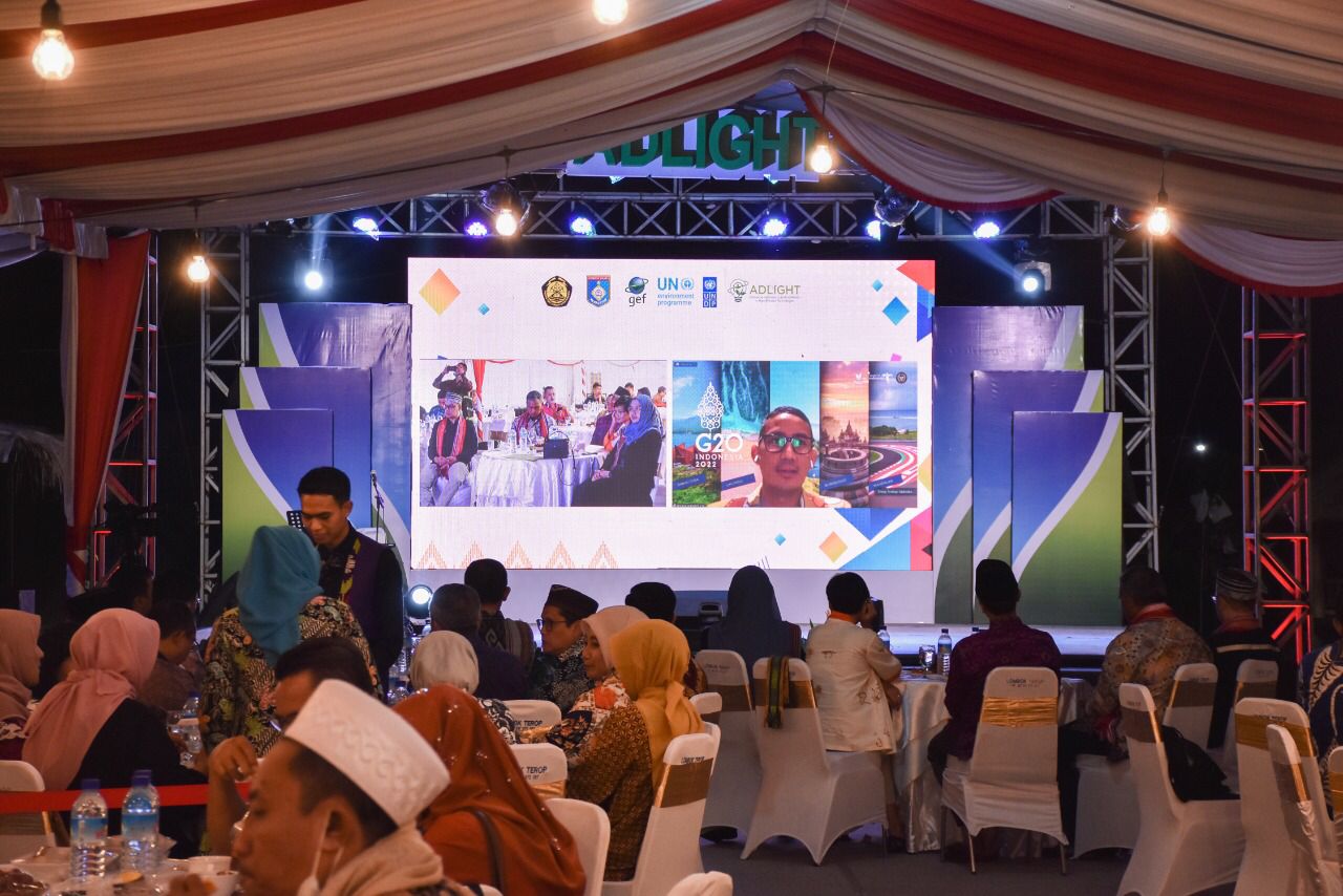 Menteri Parekraf Apresiasi Penggunaan Lampu Efisiensi Tinggi di Desa Wisata