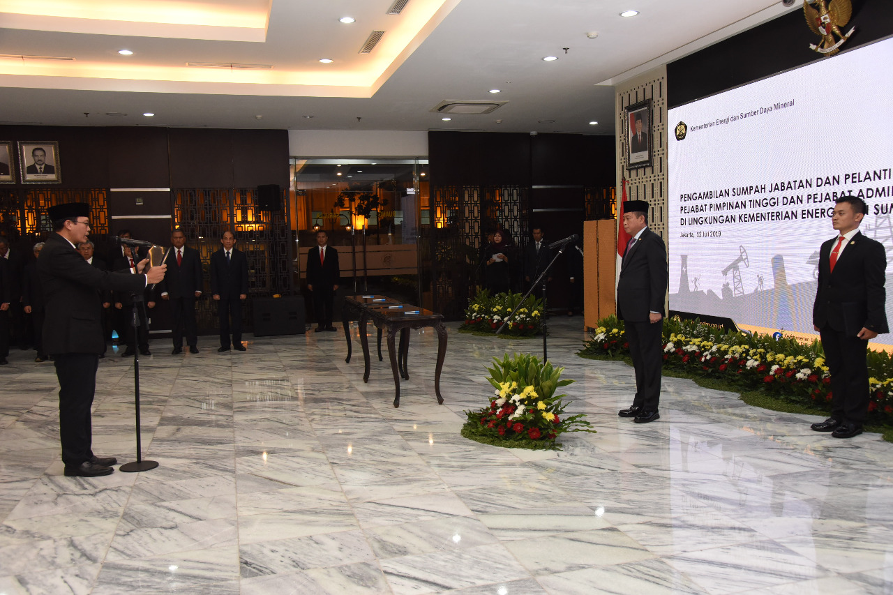 Pelantikan dan Pengambilan Sumpah Jabatan Pejabat Struktural di Lingkungan Kementerian ESDM 