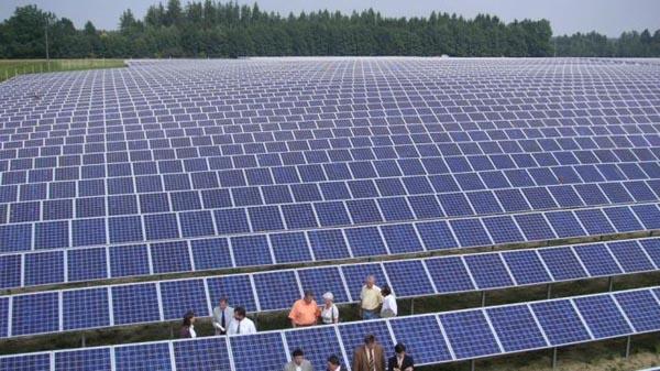 Pemerintah Optimalkan Potensi PLTS Terapung 14 GW