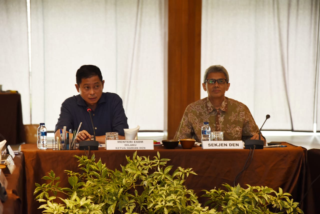 Pimpin Sidang Anggota ke-27 DEN, Jonan: Manfaatkan Potensi Energi Masa Depan