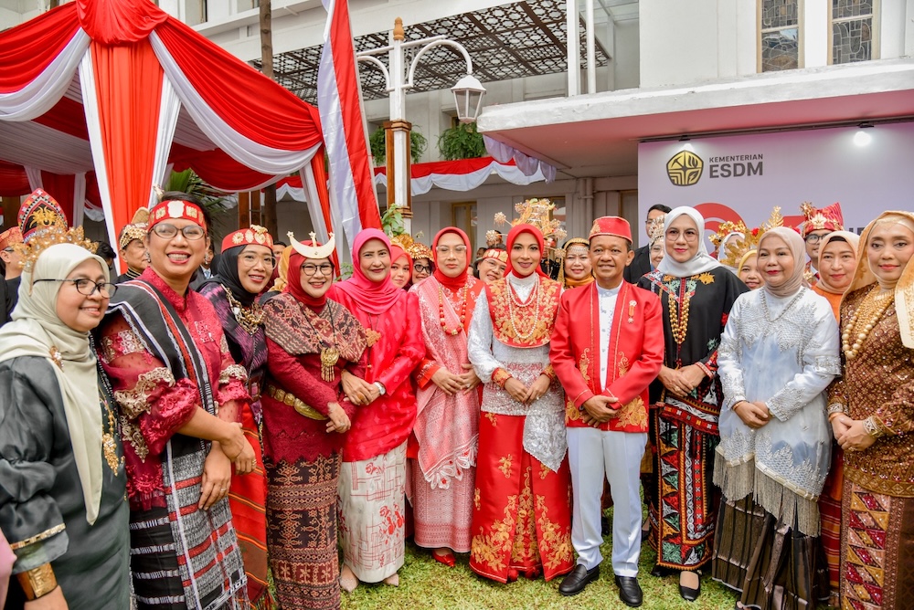 Pimpin Upacara HUT ke-81 RI, Bahlil Usung Semangat Persatuan dan Kemandirian Energi