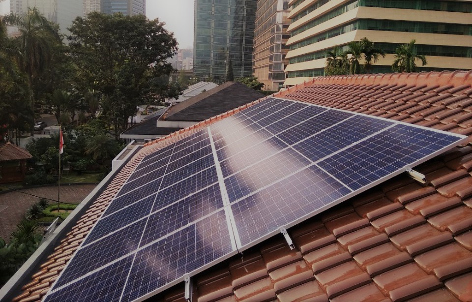 PLTS Rooftop Rumah Dinas Menteri ESDM Hemat Hingga Rp 1,4 Juta per Bulan