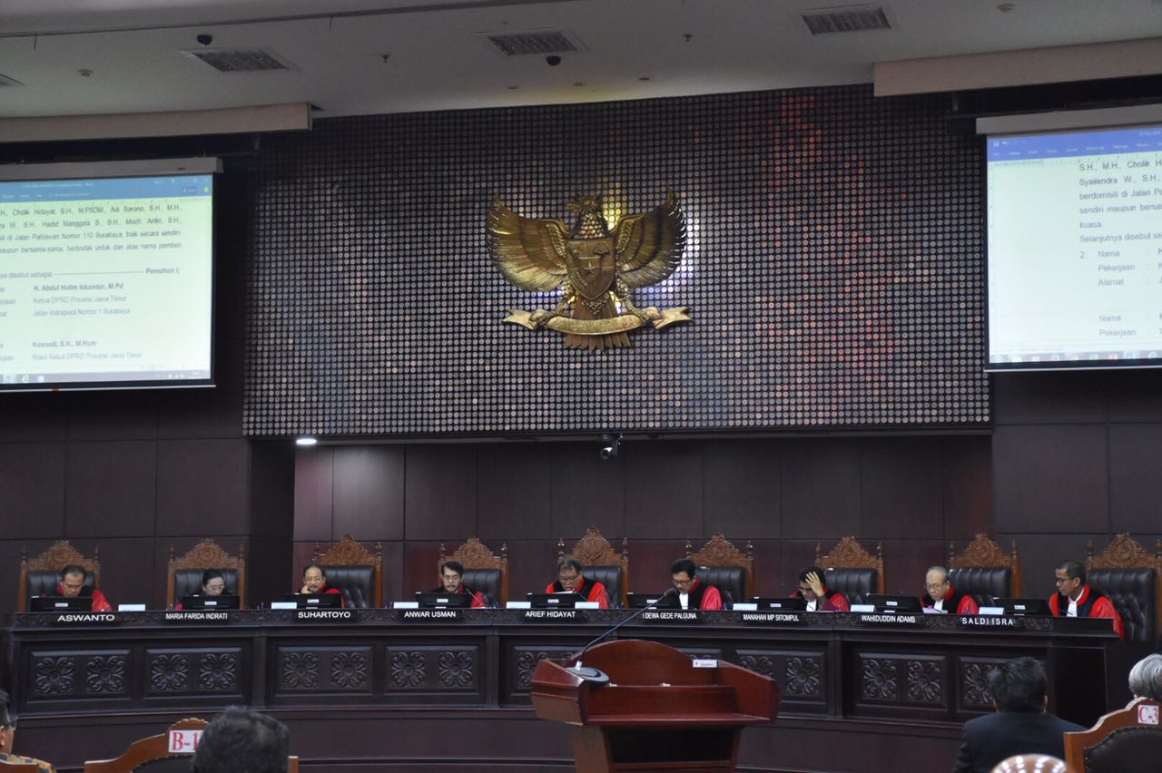 Putusan MK: Kewenangan Pemerintah Pusat Atas Pengelolaan Pemanfaatan Tidak Langsung Panasbumi  Tidak Bertentangan Dengan UUD 1945