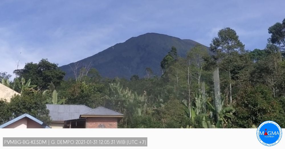 PVMBG Naikkan Status Gunungapi Dempo Menjadi Waspada 