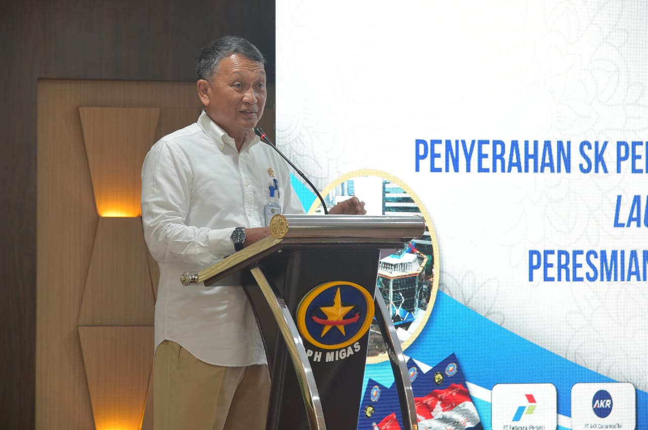Saksikan Penyerahan SK Penugasan Kuota BBM Subsidi, Menteri ESDM: Jangan Lagi Ada Penyimpangan