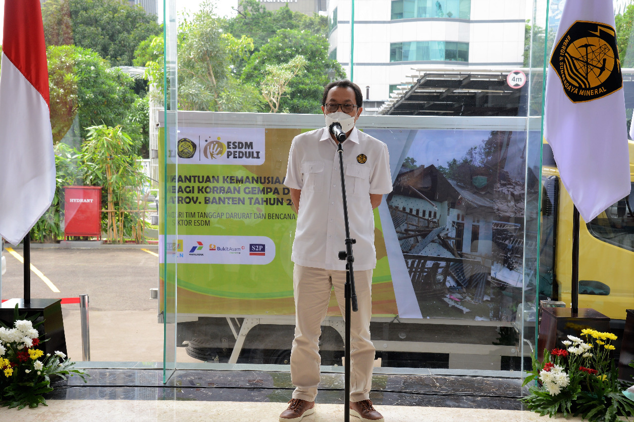 Satgas ESDM Peduli Bencana Salurkan Bantuan Bagi Masyarakat Terdampak Gempa Pandeglang