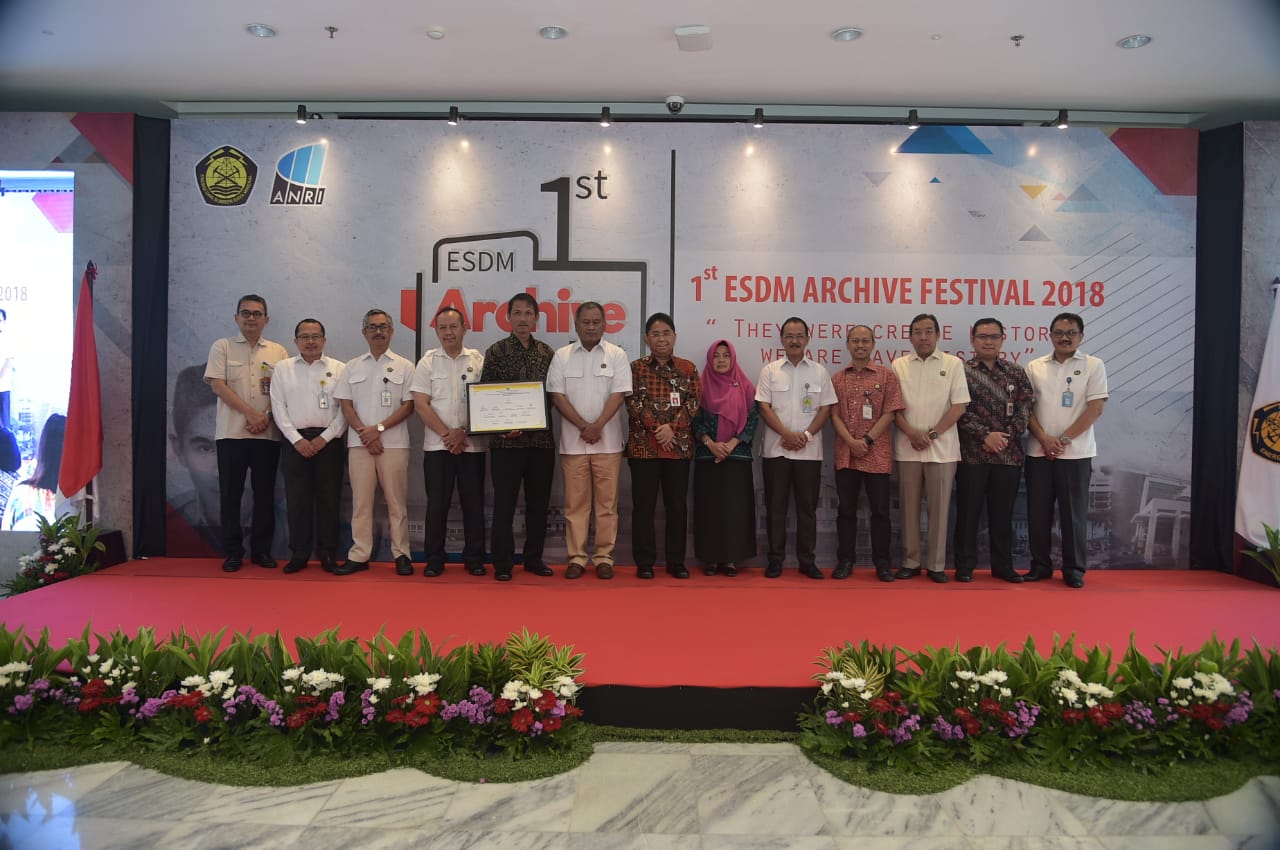 Selenggarakan Festival Kearsipan, Pejabat Kementerian ESDM Tandatangani Komitmen Gerakan Sadar Tertib Arsip