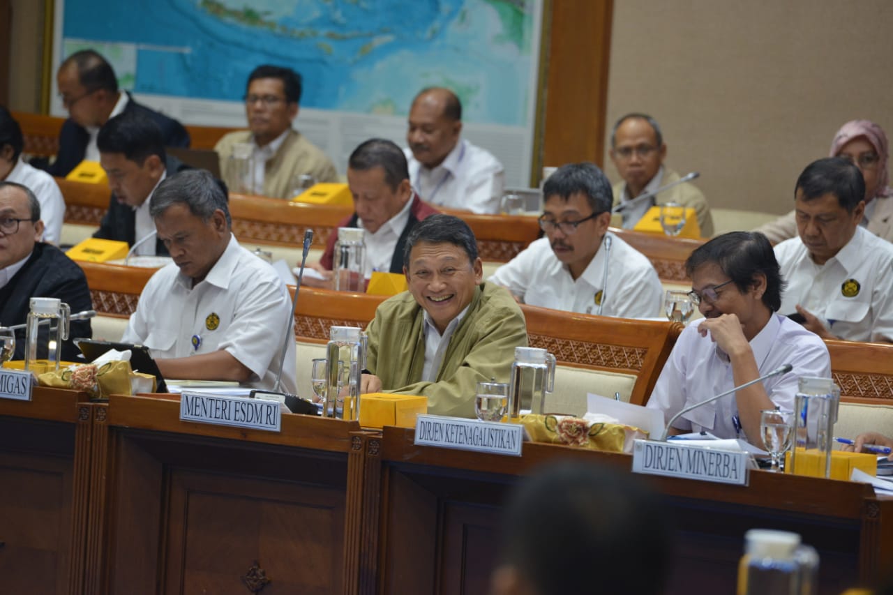 Tekan Harga Gas Industri, Menteri Arifin Buka Opsi Turunkan Biaya Penyaluran