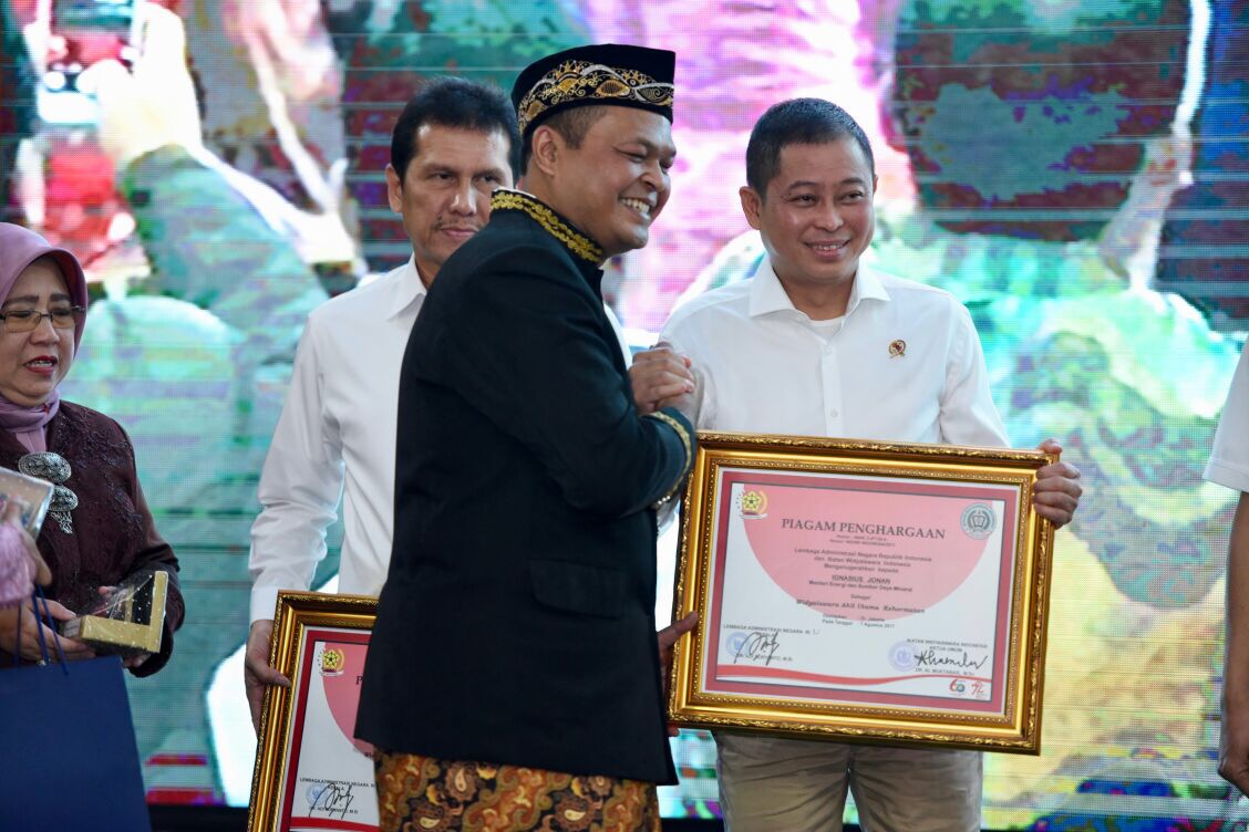 Terima Anugerah Widyaiswara Ahli Utama dari LAN, Menteri ESDM: Diklat Bukan Hanya Untuk Kenaikan Pangkat/Golongan