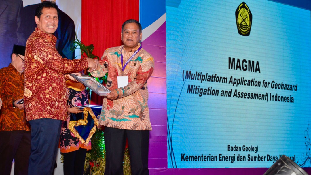 Tiga Inovasi Layanan Informasi Publik Kementerian Energi dan Sumber Daya Mineral masuk 99 Top Inovasi Pelayanan Publik 2017