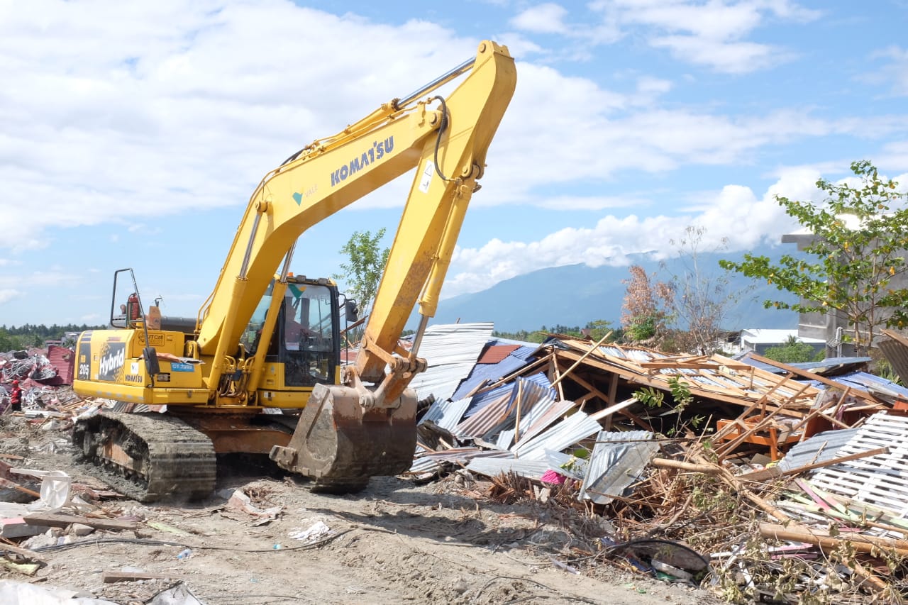 Tim ESDM Siaga Bencana Kembali Evakuasi Jenazah Korban Gempa di Petobo