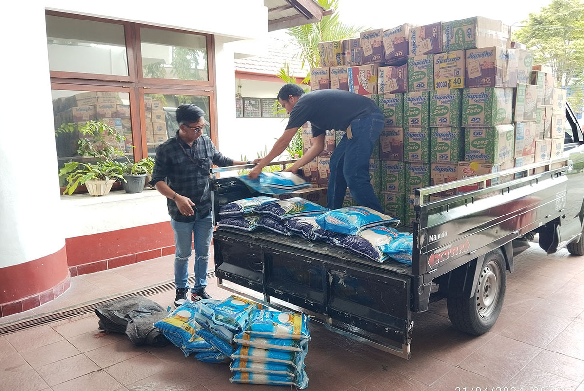 Tim ESDM Siaga Bencana Terus Alirkan Bantuan Untuk Pengungsi G. Ruang