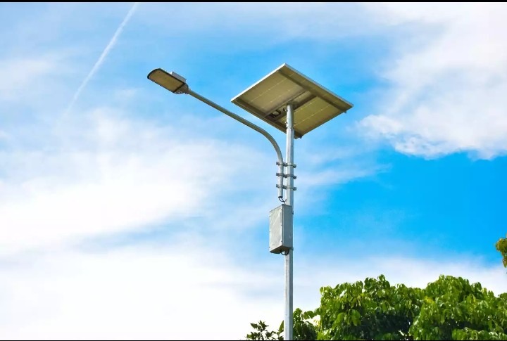 Tingkatkan Keamanan, 360 Titik PJU-TS Terpasang di Gunung Kidul dan Bantul