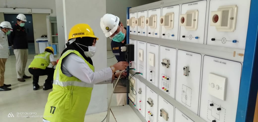 Tingkatkan Profesionalitas Kerja, Inspektur Ketenegalistrikan Ikuti Uji Kompetensi Profesi 
