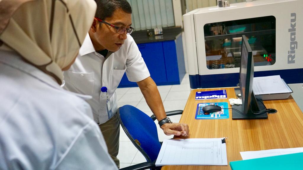 Vale Indonesia Gandeng Puslitbang Tekmira Lakukan Tes Aglomerasi