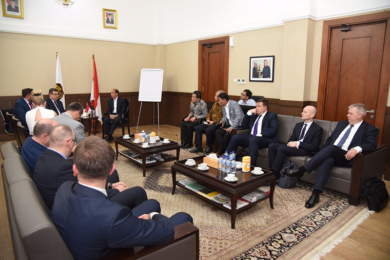 Wamen ESDM Tawarkan Delegasi Polandia Berinvestasi Di Indonesia