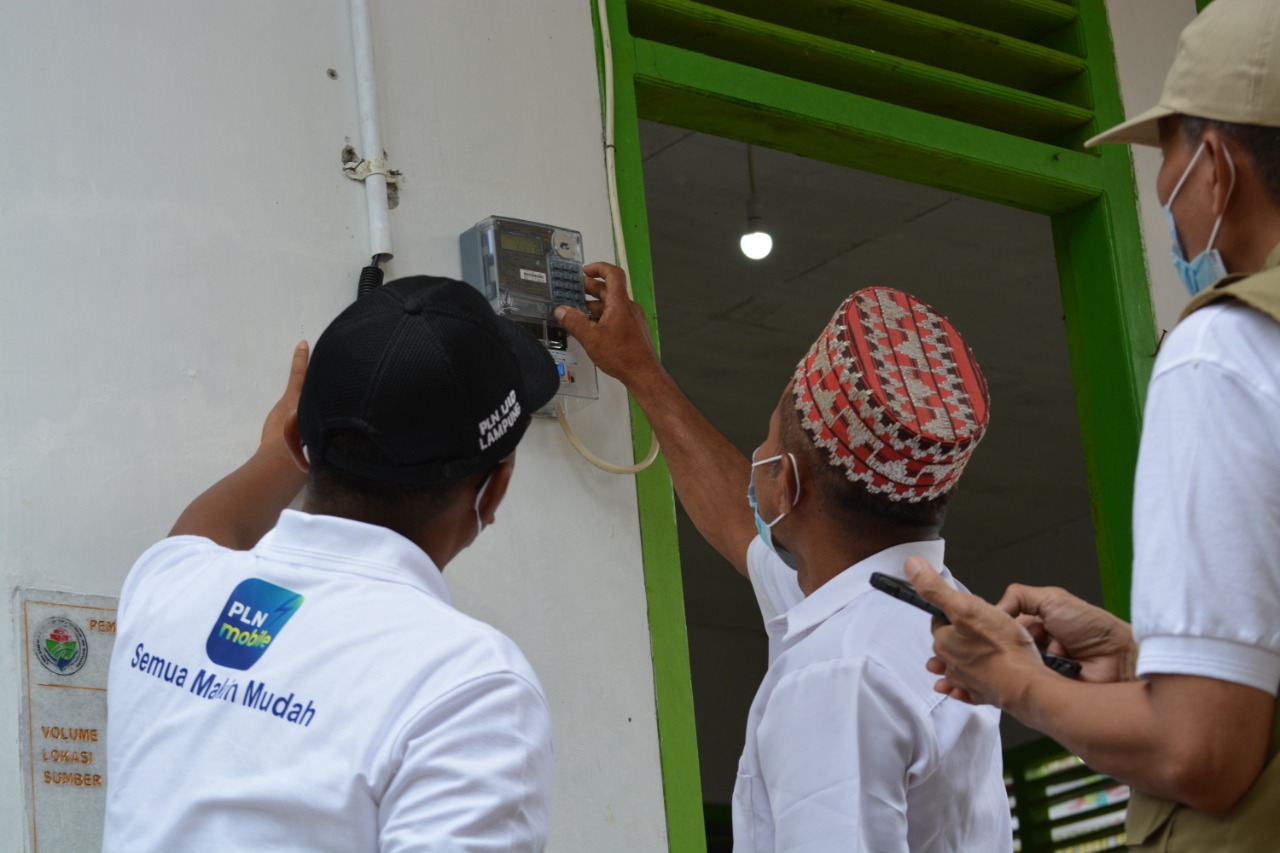 Residents in NTT-Timor Leste Border Enjoy 24-Hour Electricity
