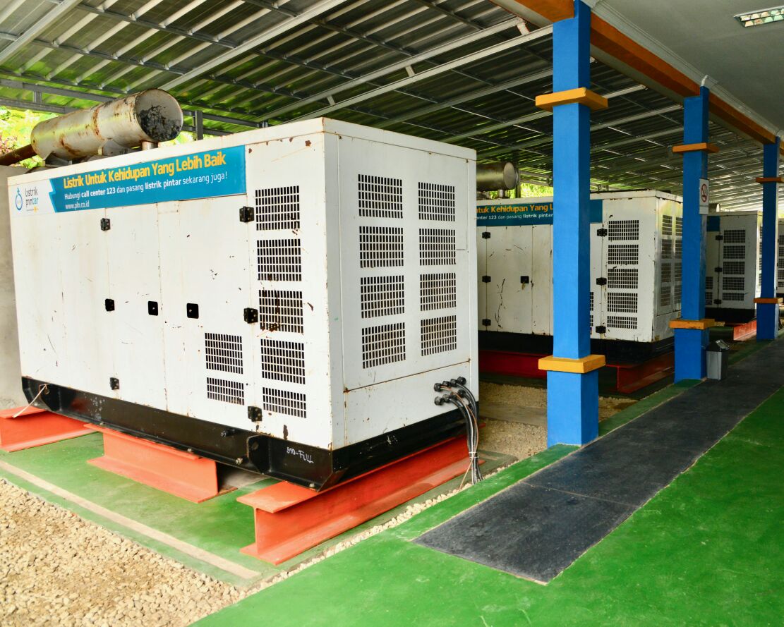 Warga Pulau Selat Nasik Kini Nikmati Listrik 24 Jam