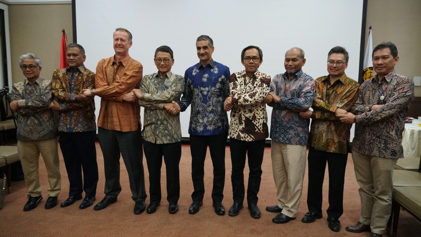  KONTRAKTOR EKSISTING KEMBALI KELOLA WK CORRIDOR, NEGARA TERIMA 250 JUTA USD