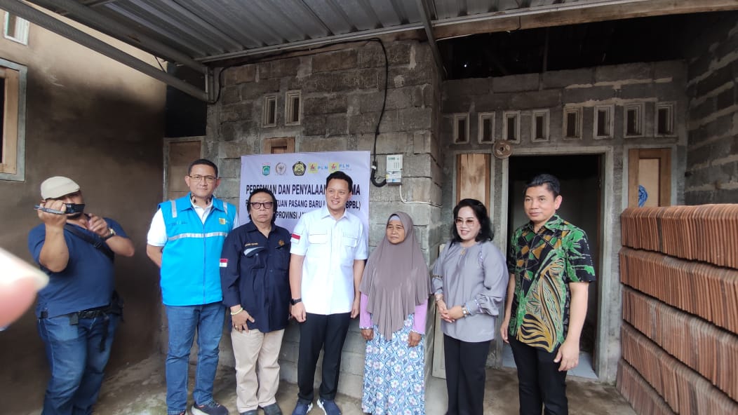 1.673 Rumah Tangga di Kabupaten Malang Terima Bantuan Pasang Baru Listrik