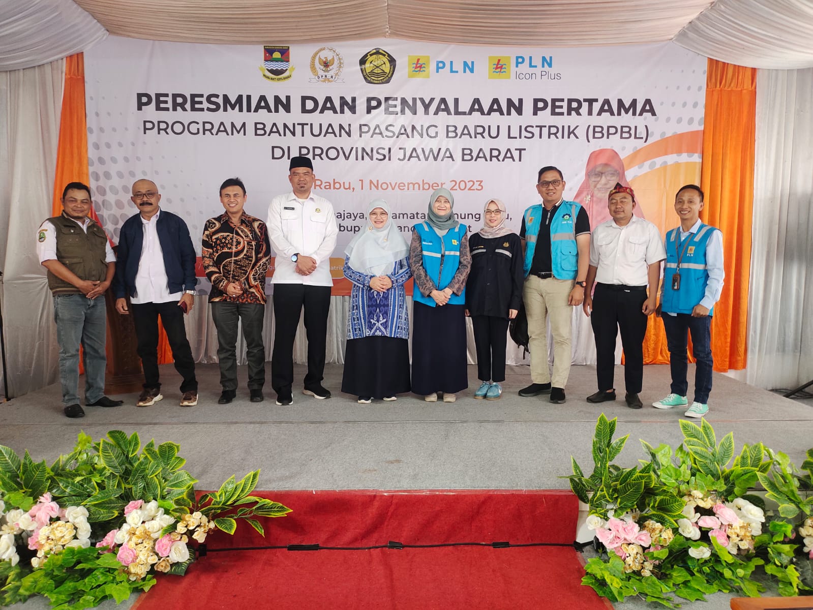 22.000 Warga Jawa Barat Terima Bantuan Pasang Listrik Gratis Sepanjang 2023