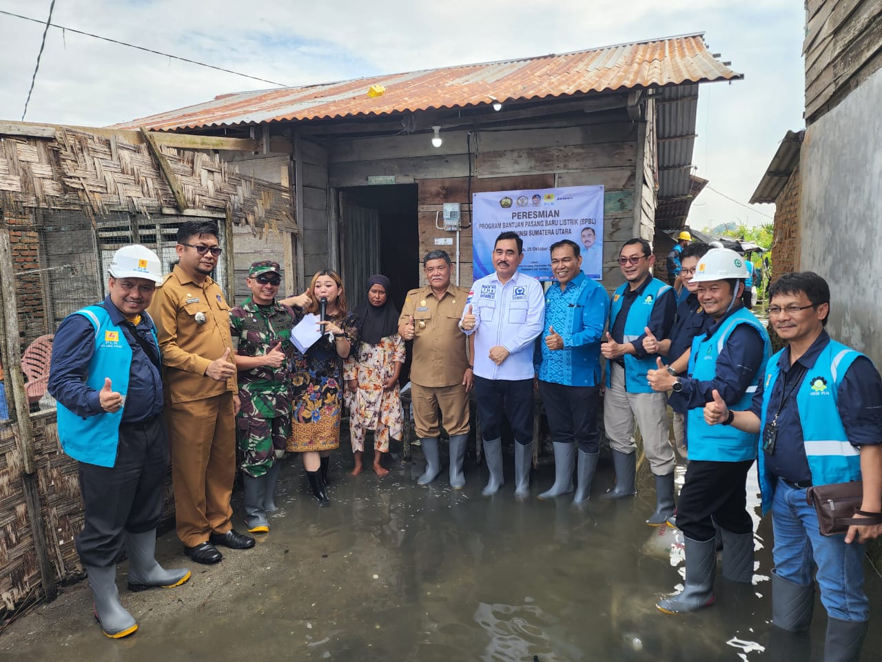 894 Warga Deli Serdang Terima Sambungan Listrik Gratis dari Pemerintah