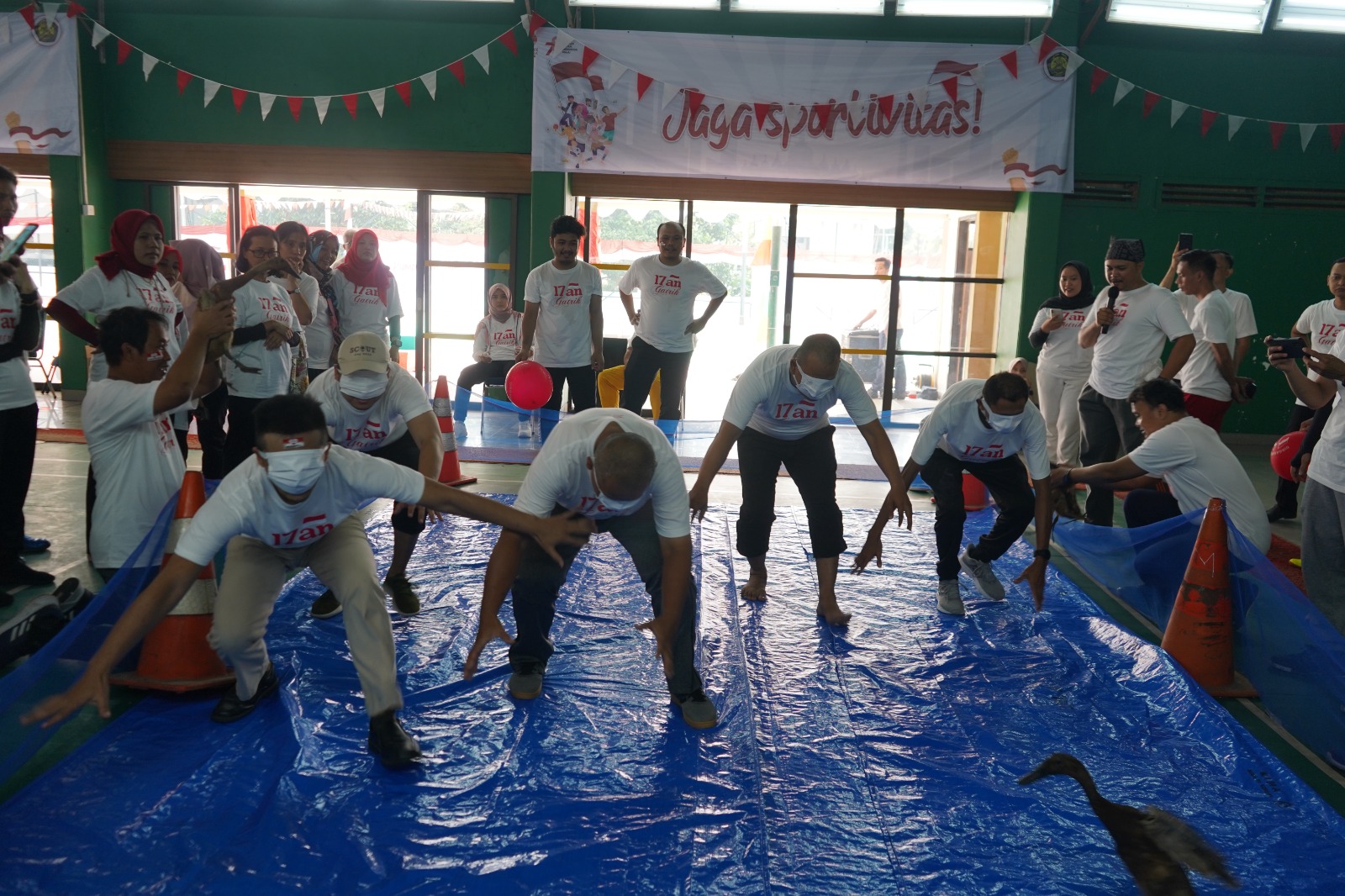 Agustusan di Gatrik: “Gatrik, Merdeka! Gatrik, Jaya! Gatrik, Okeee!!!”