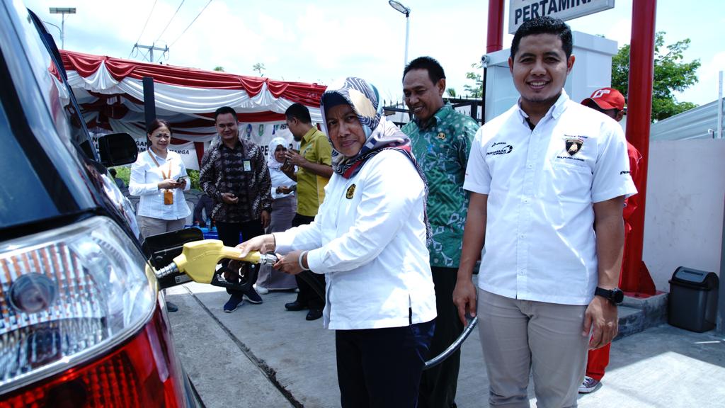 BBM Satu Harga Hadir di Moyohulu dan Labuan Badas