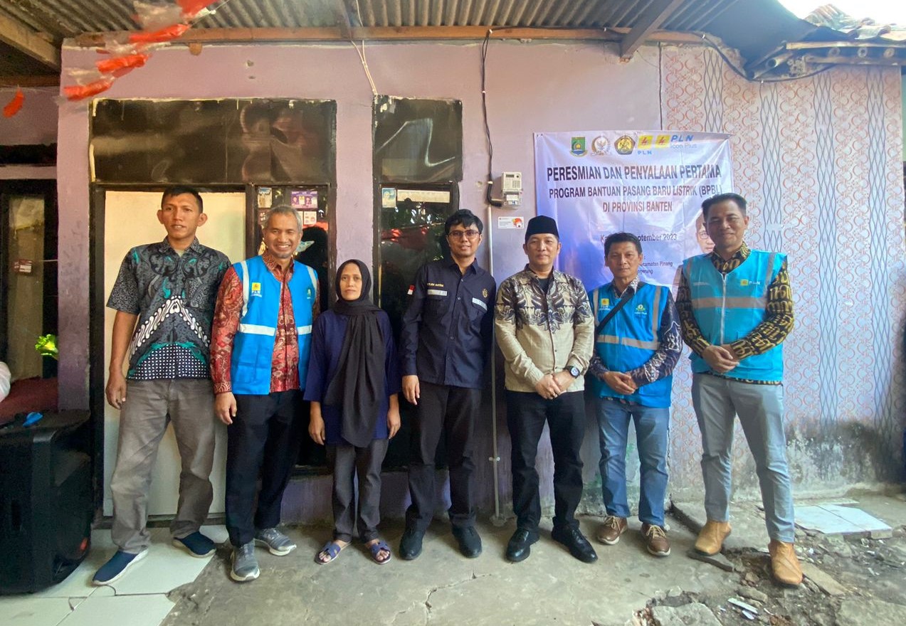 Di Hari Jadi Pertambangan dan Energi, 2.500 Rumah Tangga di Banten terima Sambungan Listrik Gratis