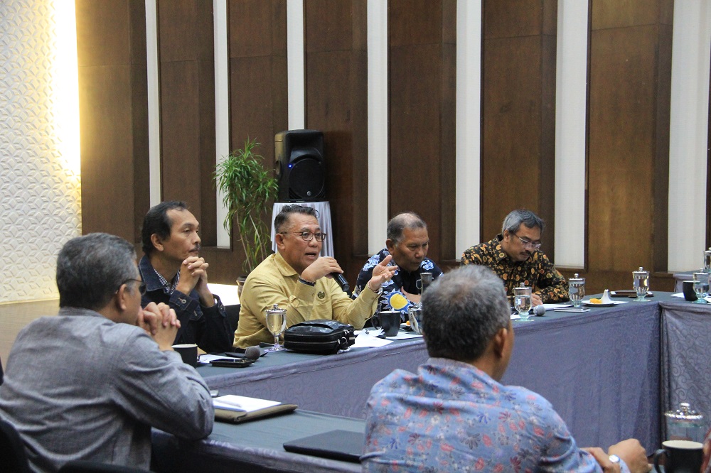 Dirjen Gatrik Beri Arahan Pada Tim Penyusun RUKN