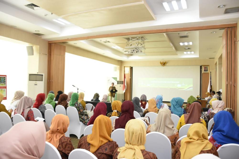 Ditjen EBTKE Ajak Ibu-Ibu PKK Menteng Ber#AksiHematEnergi