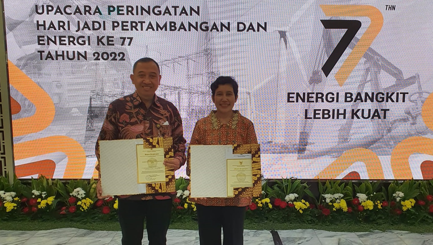 Ditjen Ketenagalistrikan Raih Dharma Karya ESDM