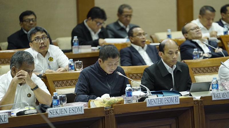 DPR Dukung Pemerintah Tidak Naikkan Harga BBM Tertentu Hingga Maret