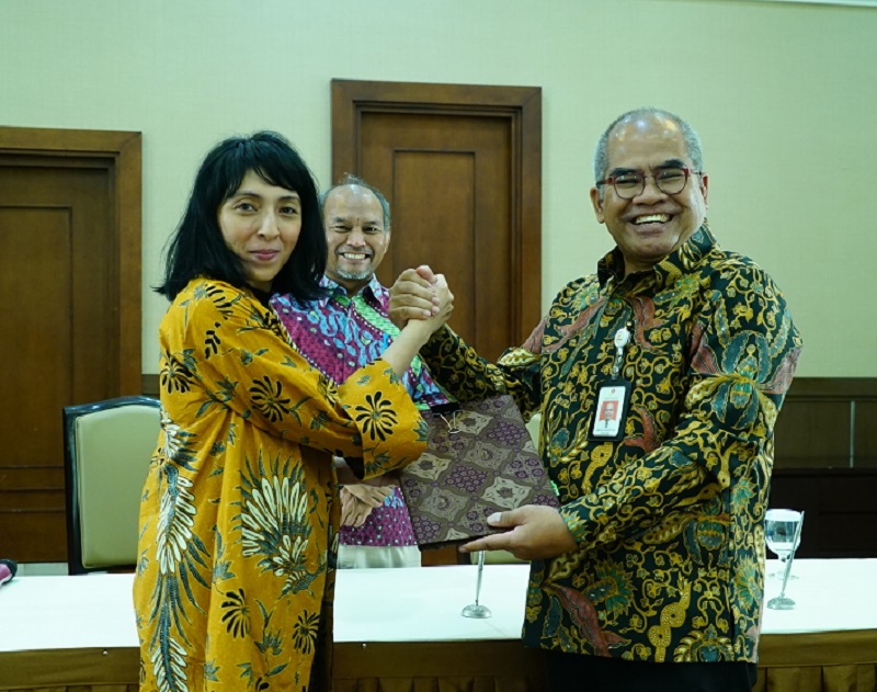 Dua Kontrak Bagi Hasil Gross Split Hasil Lelang Wilayah 2017 Diteken, Pemerintah Terima Komitmen Pasti dan Bonus Tandatangan USD 13,5 Juta