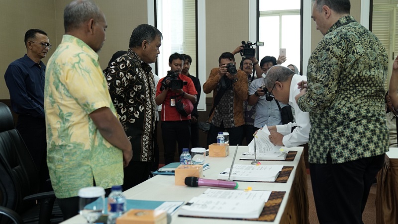 Hasil Penawaran Wilayah Kerja Migas 2018 Ditandatangani: Wilayah Kerja East Seram, East Ganal dan Southeast Jambi