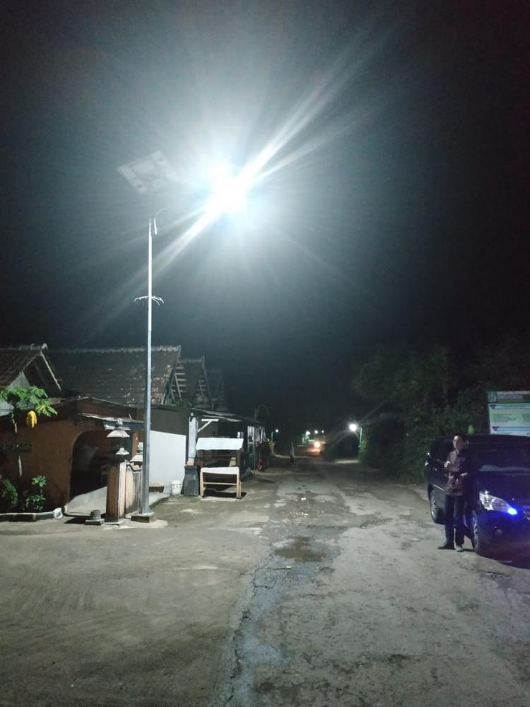 Kabupaten Gunung Kidul dan Bantul Kini Nikmati Penerangan Jalan Berbasis Tenaga Surya
