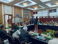 Kunjungi PLN UID Jawa Timur, Kementerian ESDM dan DPR RI Pastikan Ketersediaan Listrik yang Handal