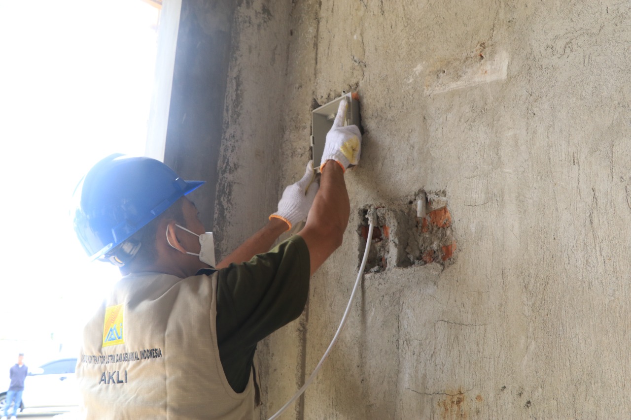 Memilih Instalatir Resmi dan Berizin, Langkah Awal Keselamatan Ketenagalistrikan