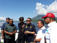 Menteri ESDM Tinjau Lokasi Pembangunan Pembangkit Listrik Arus Laut di Selat Larantuka