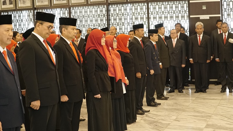Menteri Jonan Lantik 116 Pejabat KESDM: Setiap Orang Punya Kesempatan Yang Sama