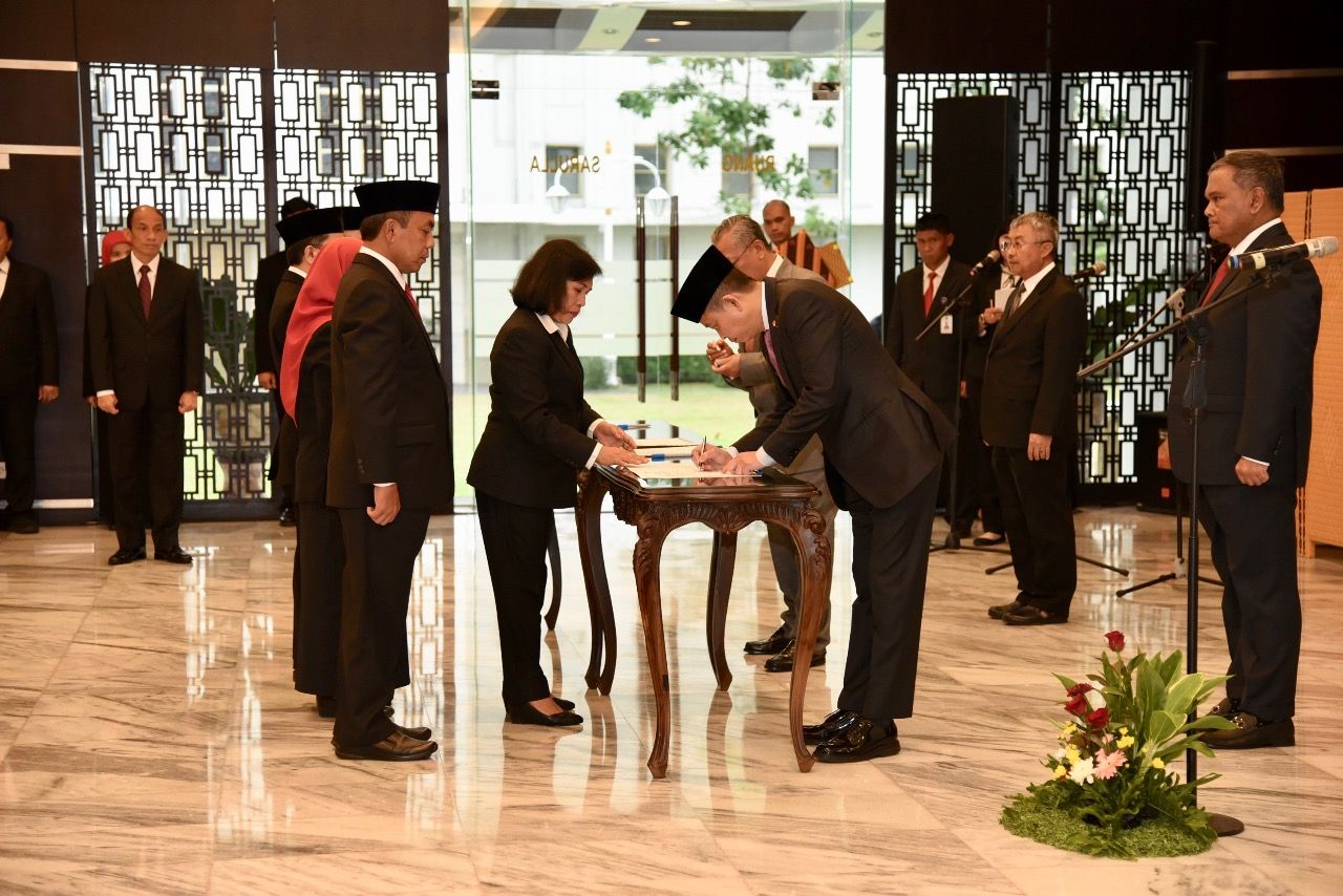 Menteri Jonan Lantik 50 Pejabat KESDM