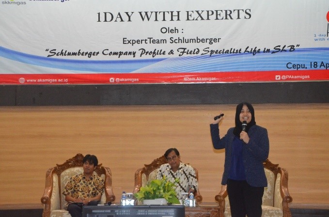 One Day With Experts Bersama Tim Experts Schlumberger