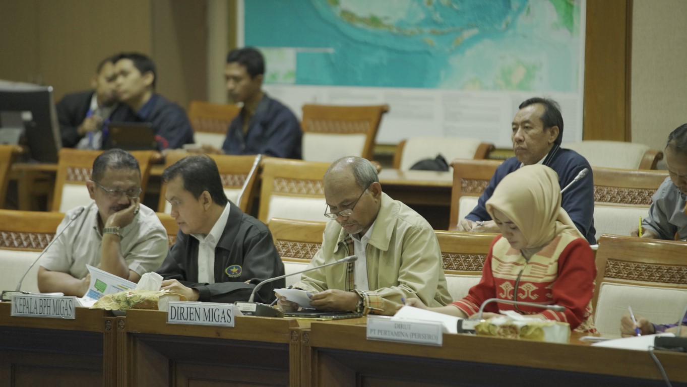 Pemerintah Cari Terobosan Percepat Pembangunan Kilang